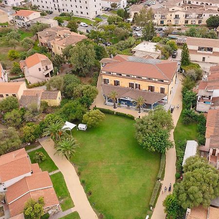 Отель Zeta Club San Teodoro Le Rose Экстерьер фото